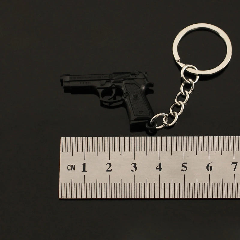 Command™ Ttig34 Gun Model Keychains